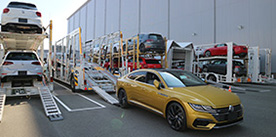 Loading vehicles in the shipping yard